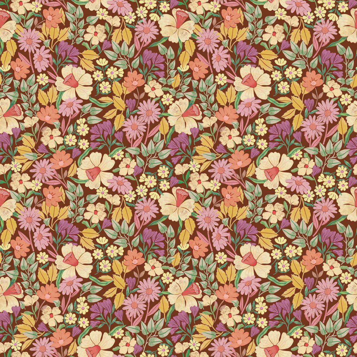 Bloom Dusk vliesbehang van Summer Gray – romantisch wildbloempatroon in warme roze en mauve tinten