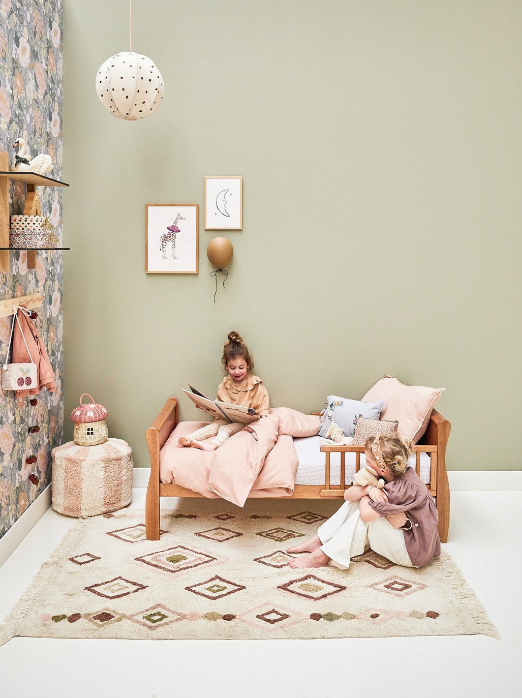 Liz Pink Aubergine rug