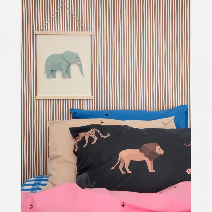 Striped wallpaper caramel - Studio Ditte