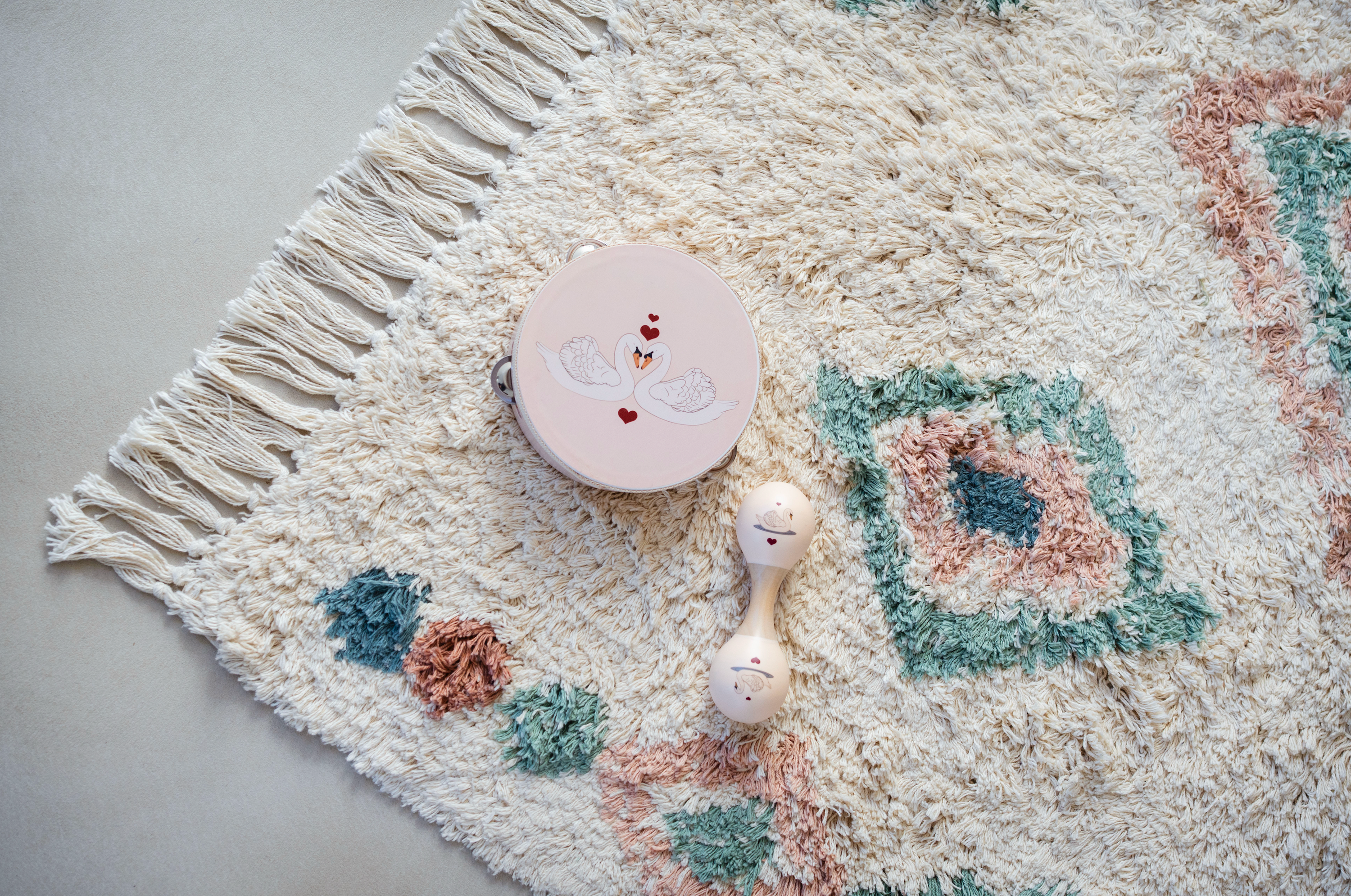 Liz Pink Aubergine rug